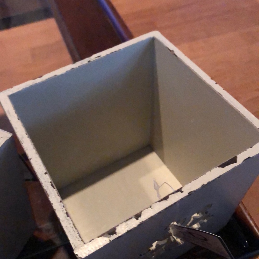 Snowflake boxes - Picture 3 of 4